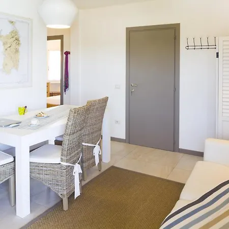 Ortensia Apartment Golfo Aranci